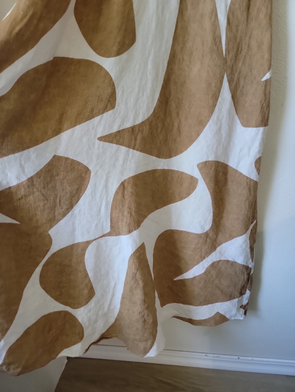 Banana Republic Beige and Cream Halter-Style 100% Linen Maxi Dress - Picture 7 of 12